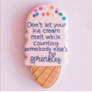 Meet your Posher, Sharon